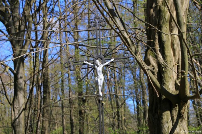 Krzyż metalowy